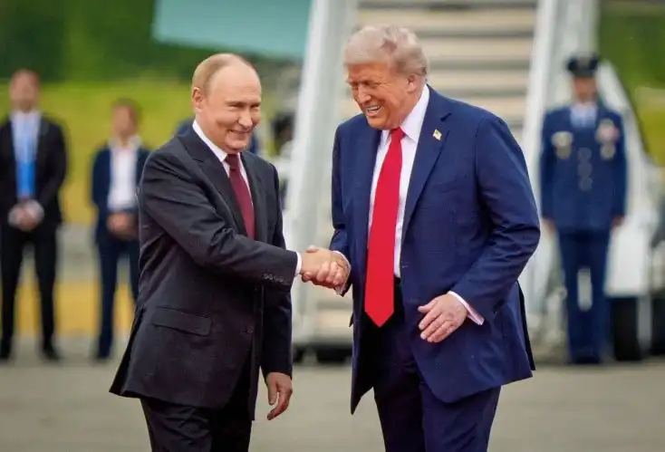 Москва с нова бомба за среща между Путин и Тръмп