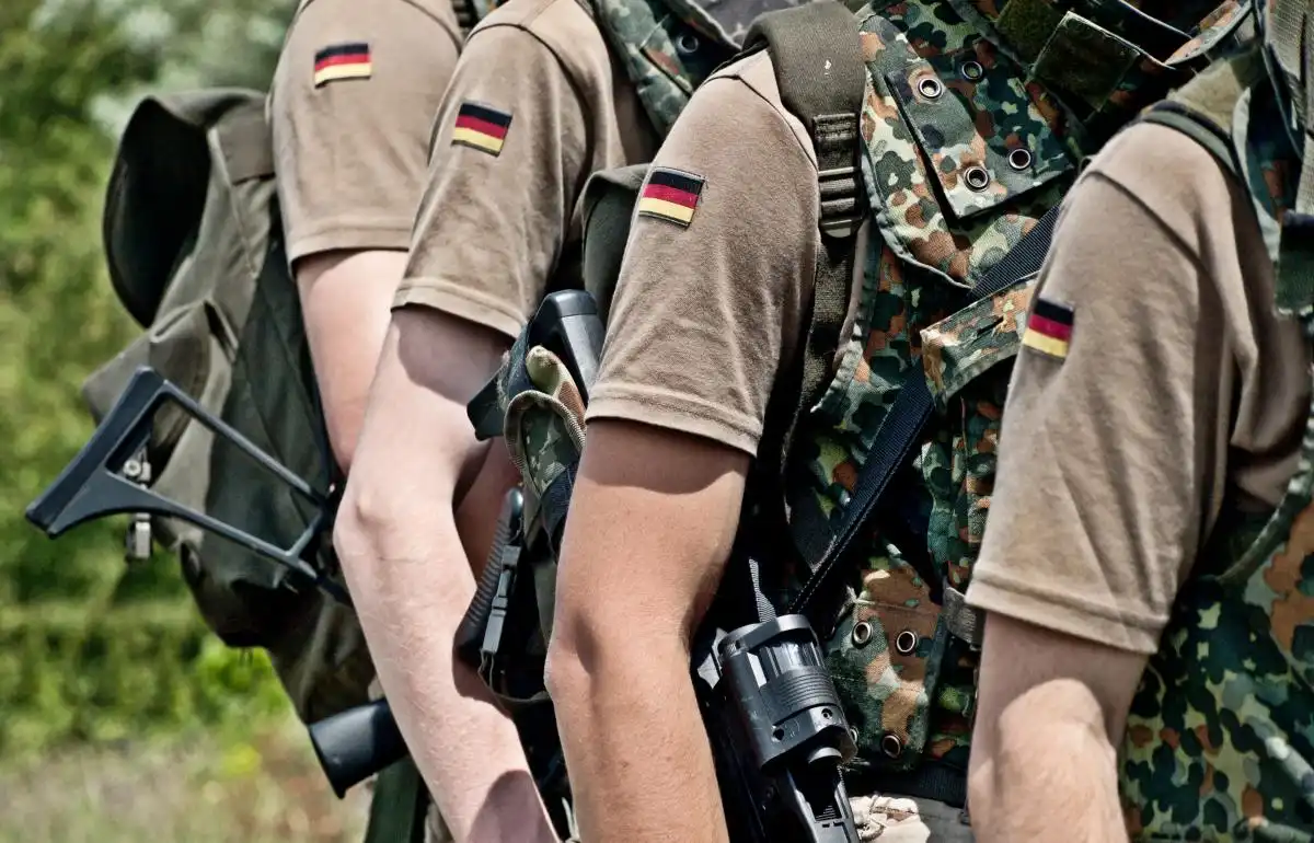 Германия сложи точка на въпроса за свой военен контингент в Украйна