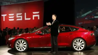 Задава ли се крах на Tesla след вълна от провали