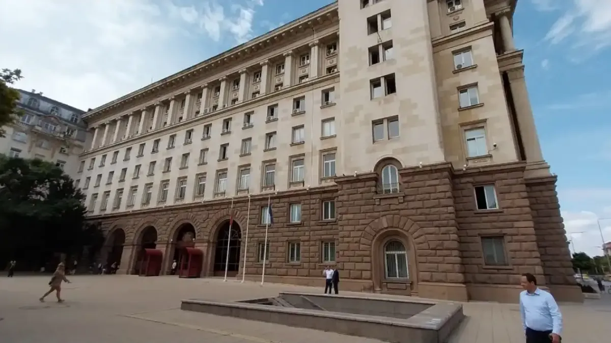 Радев вика БСП-Обединена левица и ИТН на консултации
