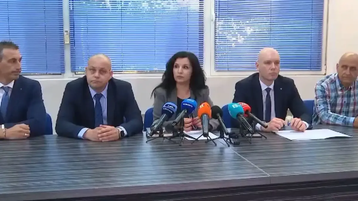 Килърът от Първомай издирван в три области, обрат със сина на убитата полицейска съпруга