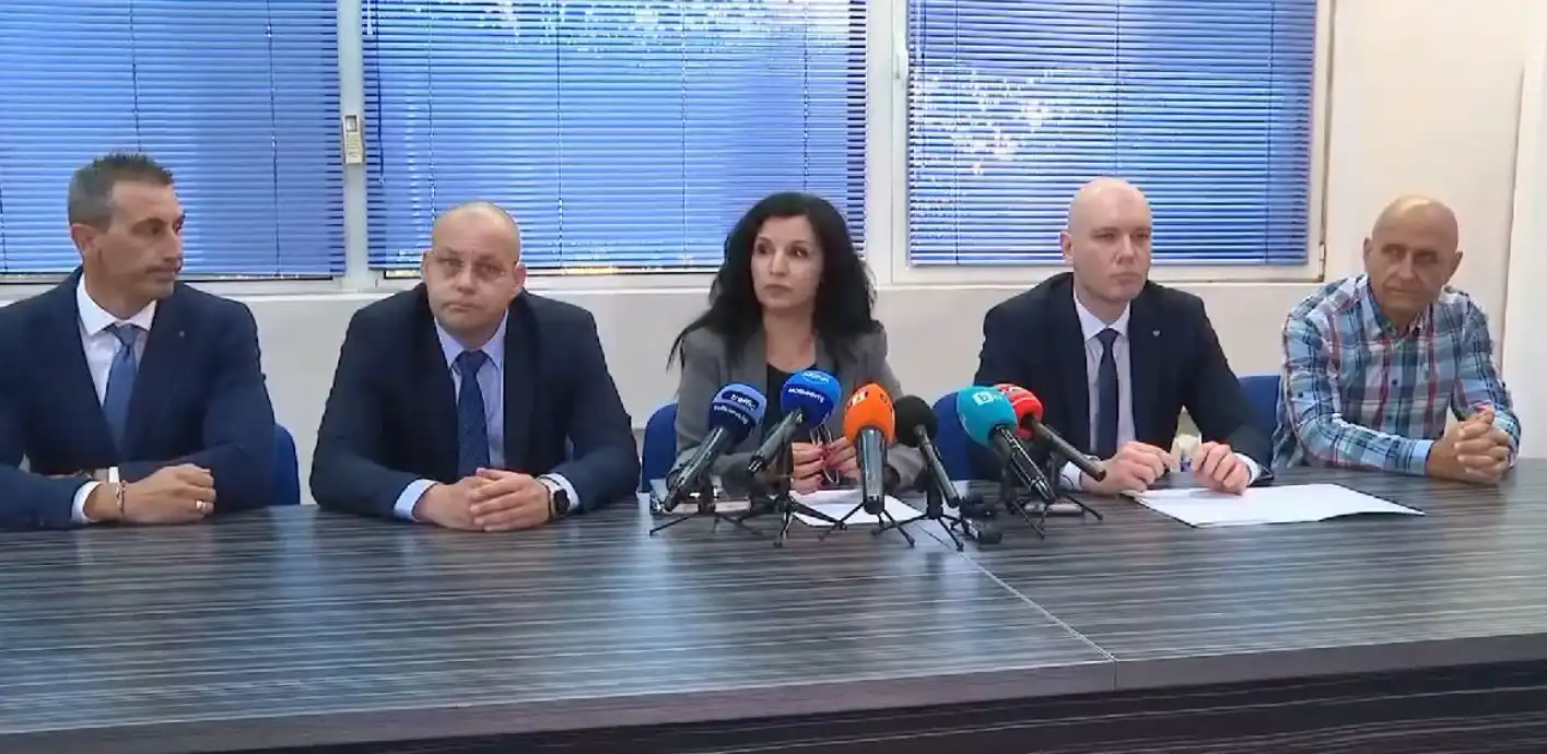Килърът от Първомай издирван в три области, обрат със сина на убитата полицейска съпруга