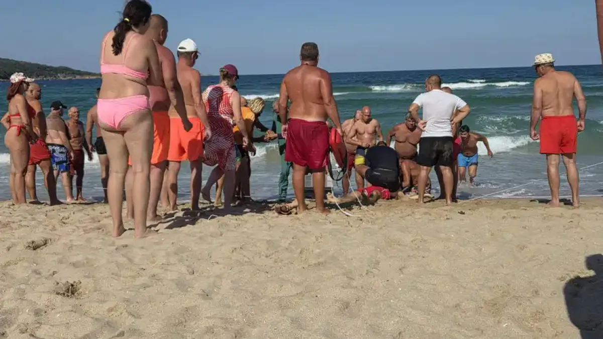 Цяла България настръхна: Потресаващи снимки и видео 18+ от кошмара в Приморско