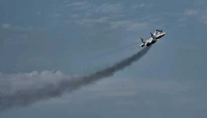 МиГ-29 и JDAM: Украинските ВВС унищожиха команден пункт на руските сили Видео