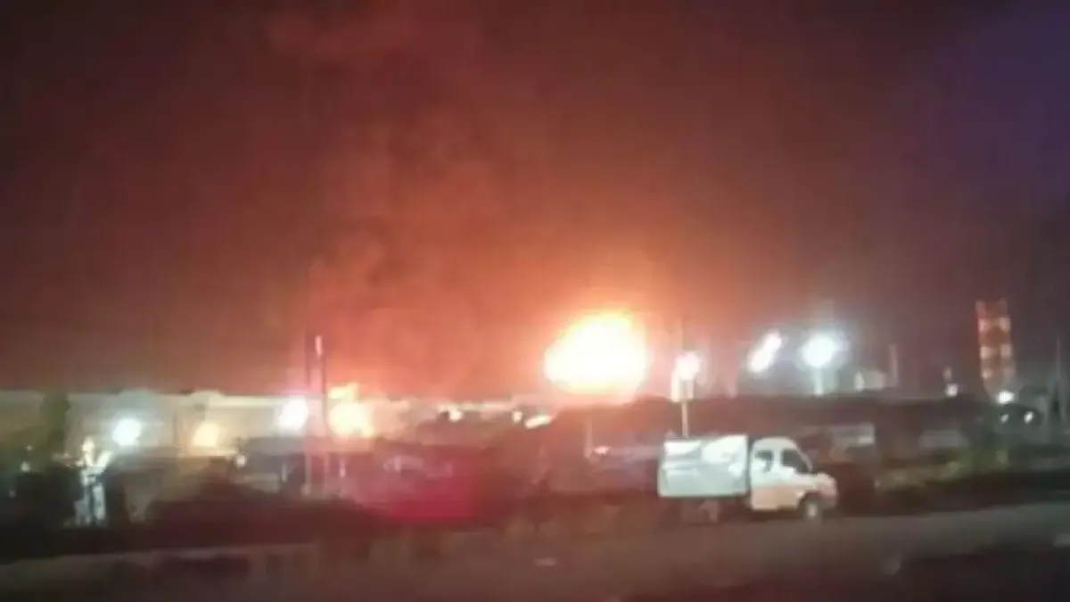 Украинците удариха нефтен завод в Ростовска област Видео