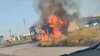 Извънредна ситуация на входа на Пазарджик, всичко е в пламъци