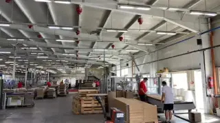 Дървесината поевтиня рязко, мебелите остават скъпи