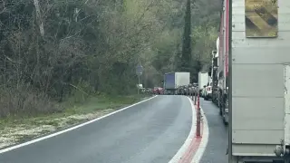 Ад в Кресненското дефиле, шофьорите са на ръба