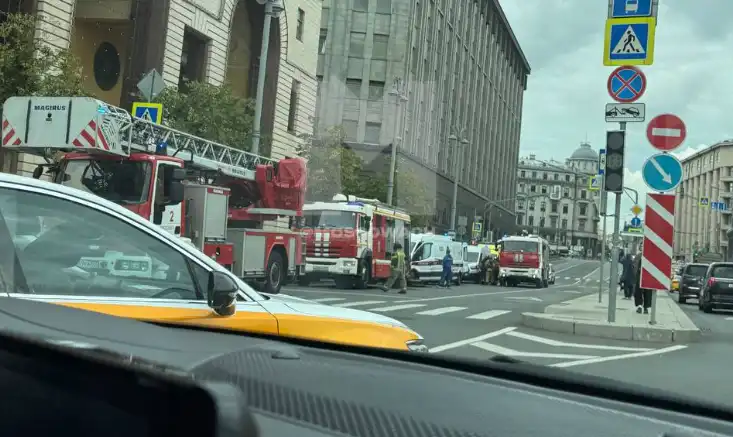 Kръв и ужас в Москва: взриви се емблематичен магазин, има жертва Видео 18+