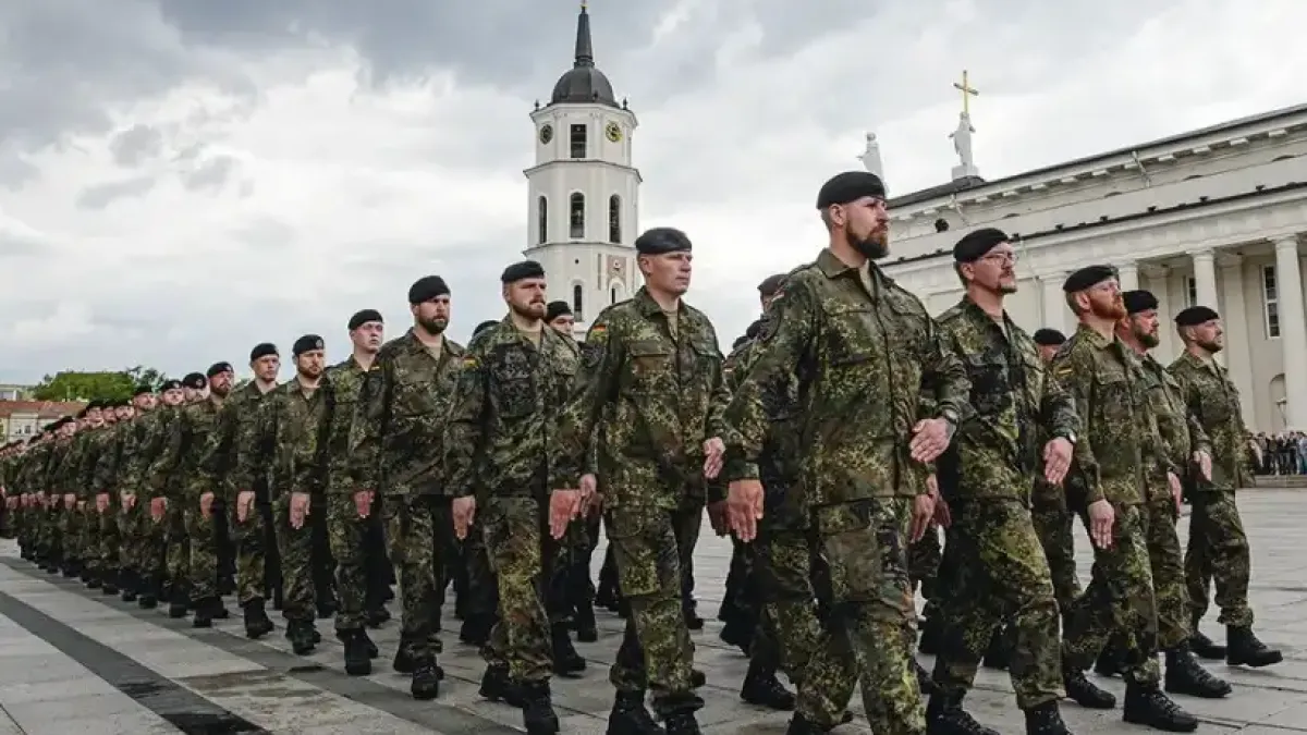 Страна от НАТО може да бъде принудена да върне наборната военна служба