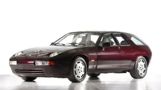 Колекция от тайни автомобили Porsche са открити в Германия Снимки