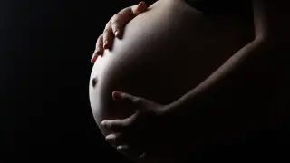 Огромна трагедия в Русе! 21-годишна жена издъхна след раждане