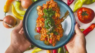 Баба знае тайната: печени чушки, но по два убийствено вкусни начина
