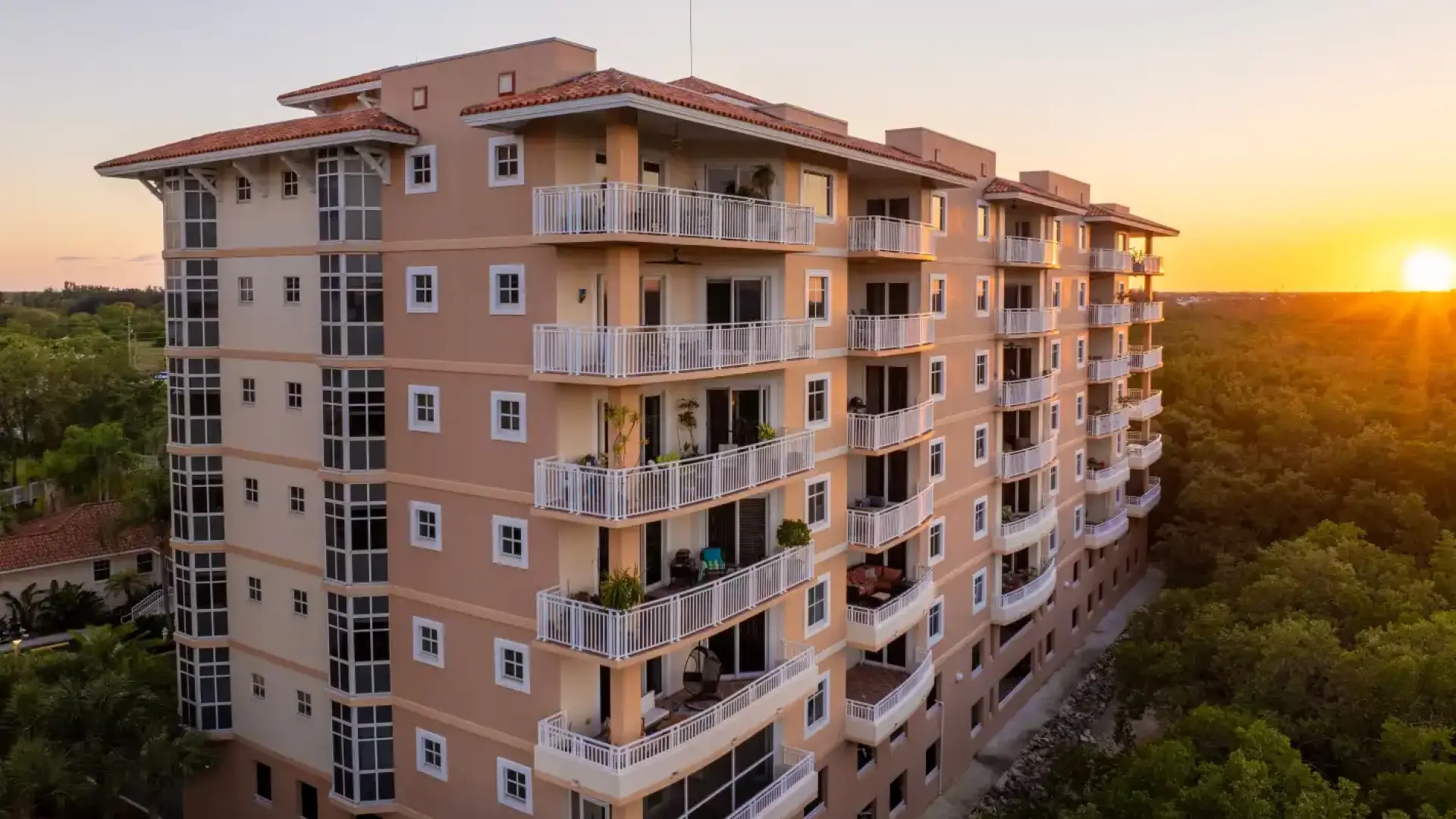 Само в София апартаментите с призраци са за близо 3,5 милиарда евро