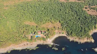 Мистерия: Откриха таен разкошен имот край Приморско Снимки
