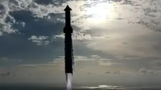 Мегаракетата "Старшип" на Мъск най-накрая излетя след редица проблеми Видео