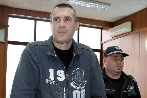 Бившият полицай Венцислав Караджов, убил родителите си заради имот