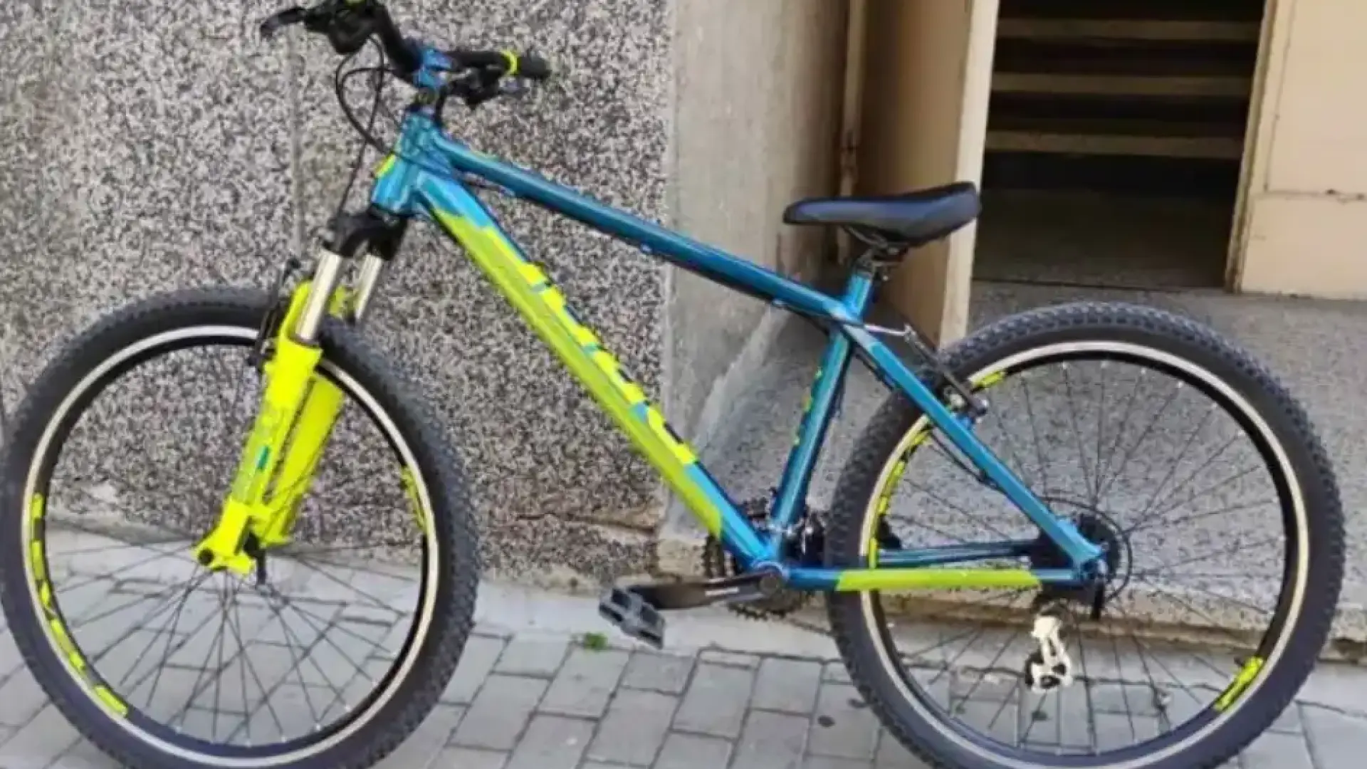 В Пазарджик апаши крадат детски колела едно след друго