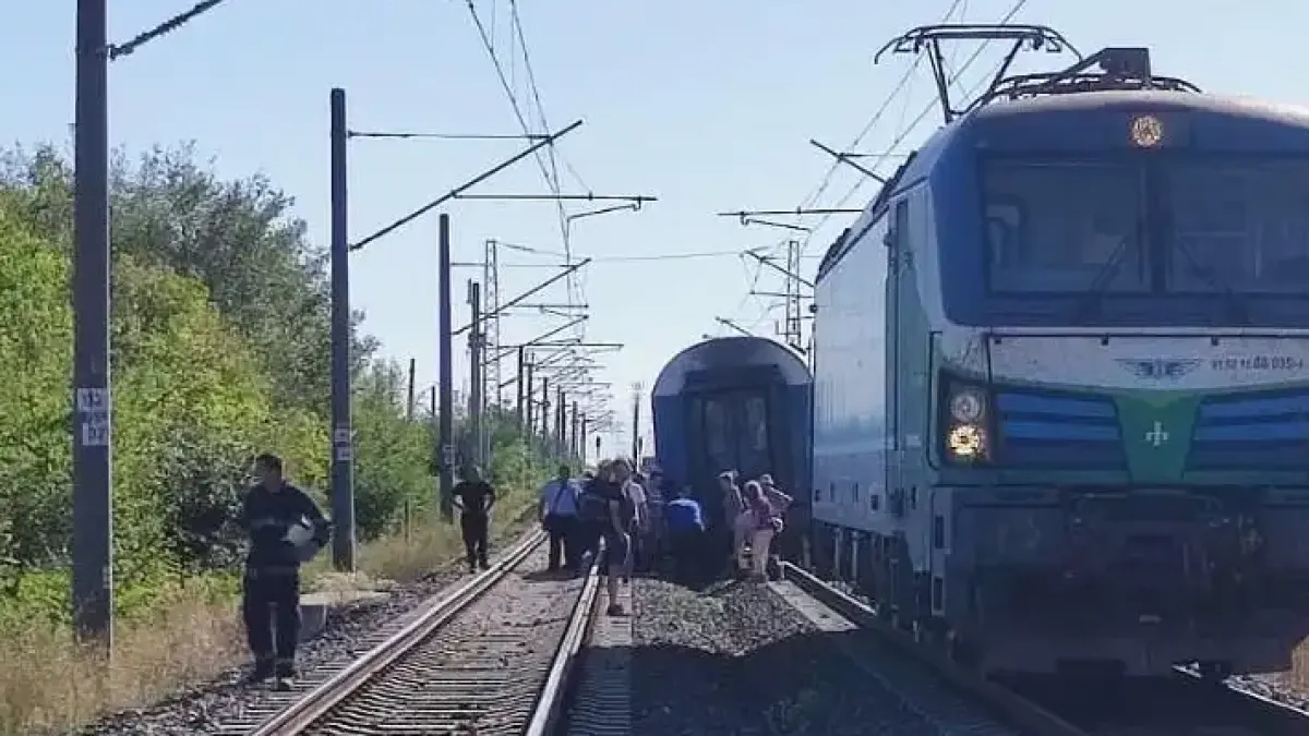 Това е героят на деня, който предотврати трагедия с десетки жертви Снимки