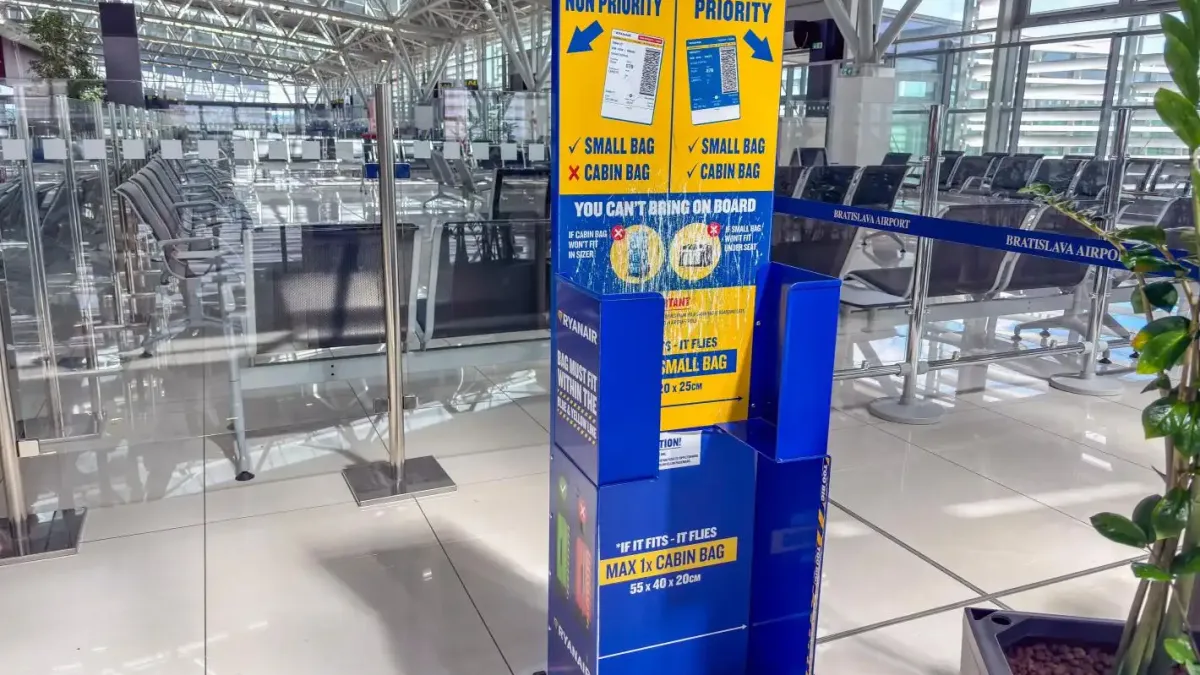 Върховна арогантност! Ryanair раздава бонуси на служителите си за всеки свален пътник