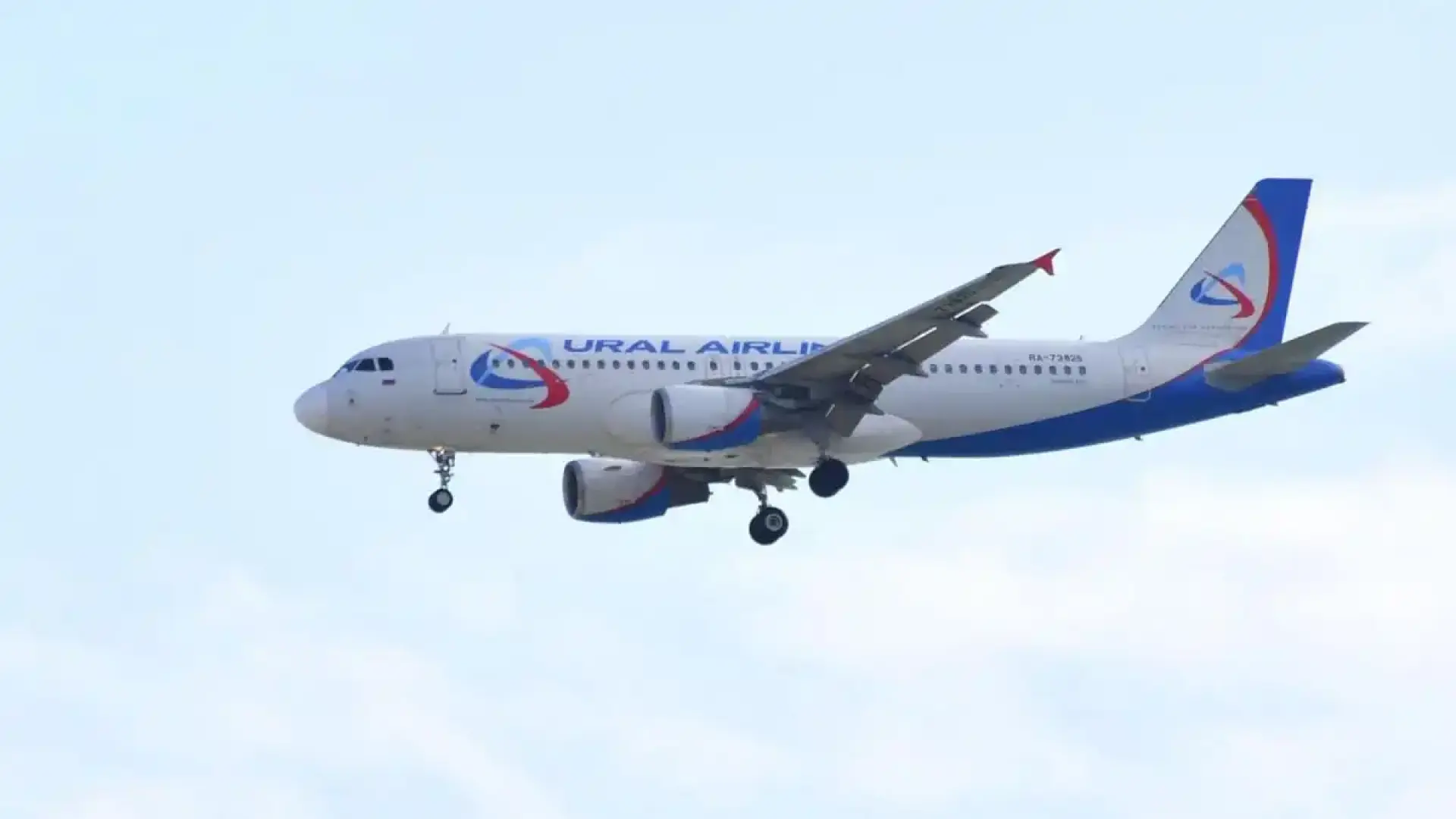 Двигателите отказват по време на полет: Руската гражданска авиация е на ръба на катастрофа