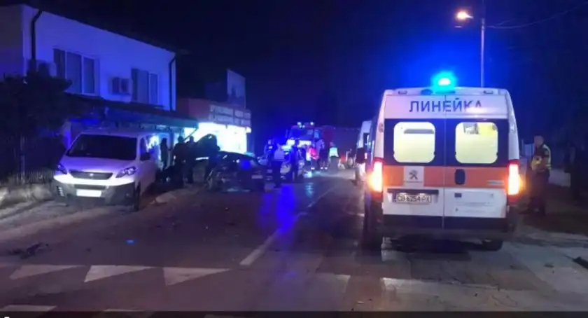 Само в БЛИЦ! Ад по време на международен фестивал в Поморие, повикаха спешно линейка