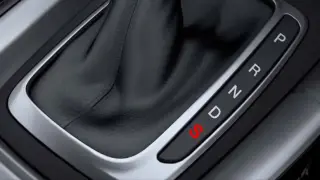 Как спортният режим на автомата на колата може да ни спаси в града