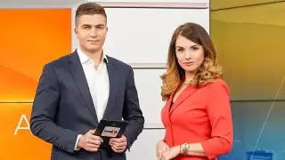 Водещи на БНТ изненадаха всички, изкачиха се до... Снимки