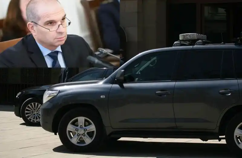 Първо в БЛИЦ! Неприятна ситуация с вицепремиера Караджов