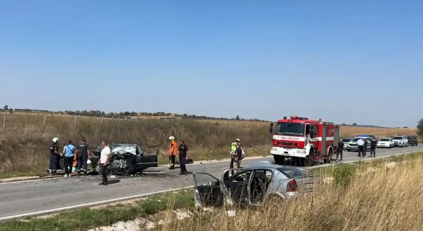 Обрат! Полицията получи нови данни за мелето с 4 трупа край Хасково, единият шофьор бил със...