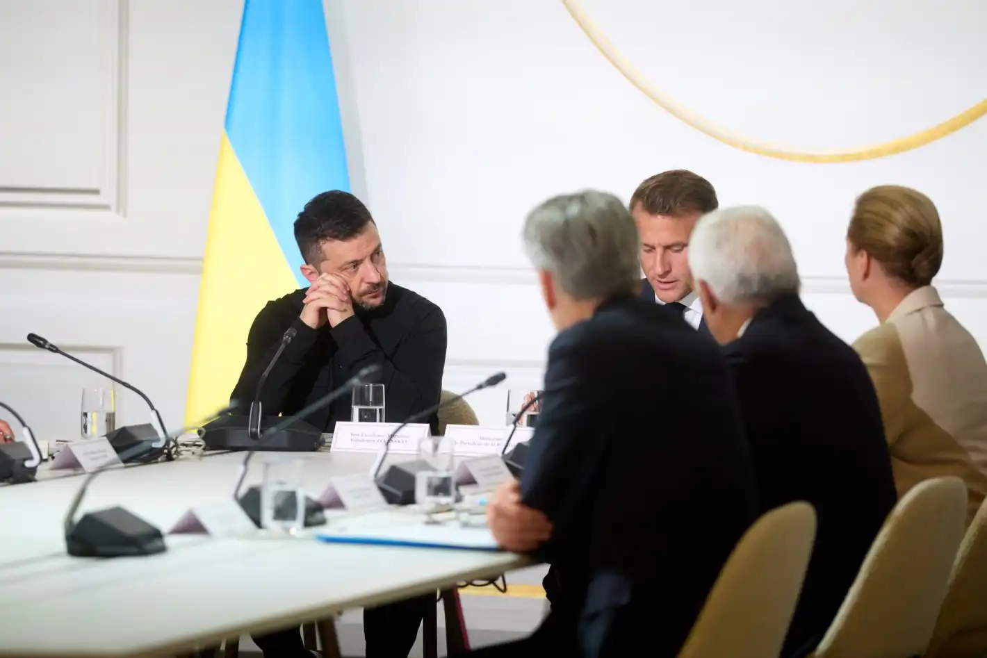 Зеленски иска замразените руски пари, призова ЕС да...
