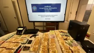 Българска връзка в горивна схема за милиони: 22 арестувани в Гърция Видео