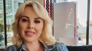 Не е за вярване! 48-годишната Кати се съблече и нагорещи страстите Снимка 18+