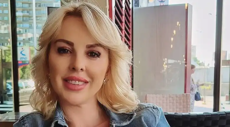 Не е за вярване! 48-годишната Кати се съблече и нагорещи страстите Снимка 18+