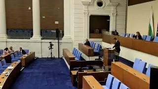 Министър Дилов: Целта ни е да се предприемат конкретни мерки за подпомагане на българския бизнес, за да запази своите позиции на международните пазари