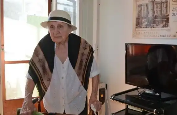 Варна се готви за празник! Баба Евдокия очаква 106, но продължава да се вдъхновява от живота Снимки