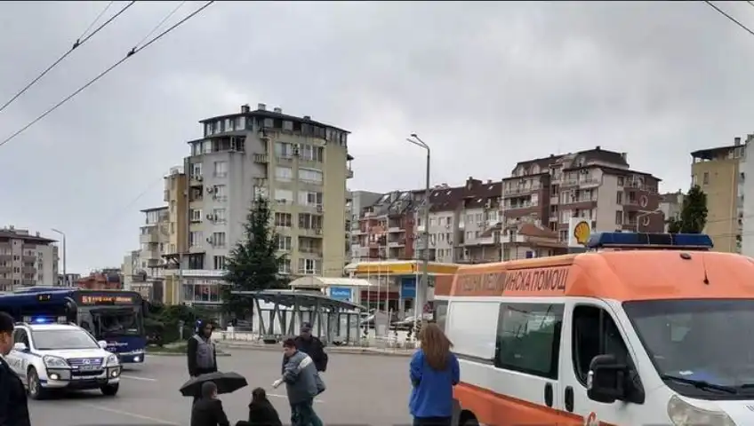 Ужас пред погледа на деца в Бургас
