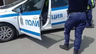 Ново зверство с полицай потресе България