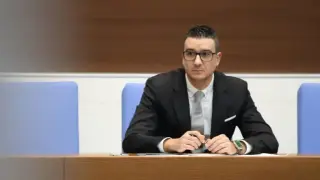 Германия влиза в България с барутен завод! „Райнметал“ взима 51%, ВМЗ държи останалото