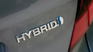 Експерти посочиха 4 хибридни автомобила, които трябва да се избягват
