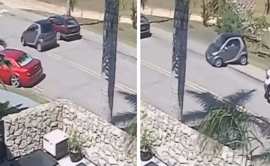 Неуспешно паркиране на малък автомобил разсмя интернет Видео