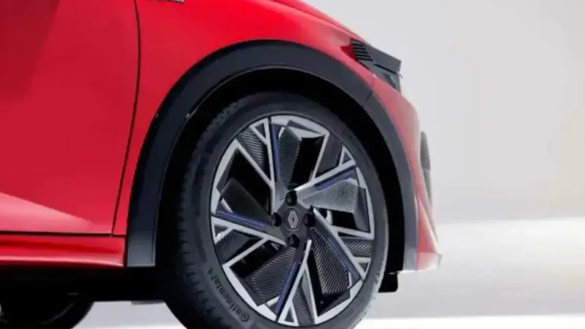 Променен дизайн и още изменения: Представиха новия Renault Clio Видео