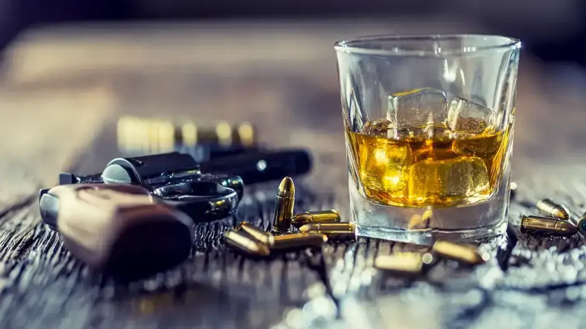Guns and rakia в Пищурка: Полицаи влезнаха в дом и се хванаха за главата