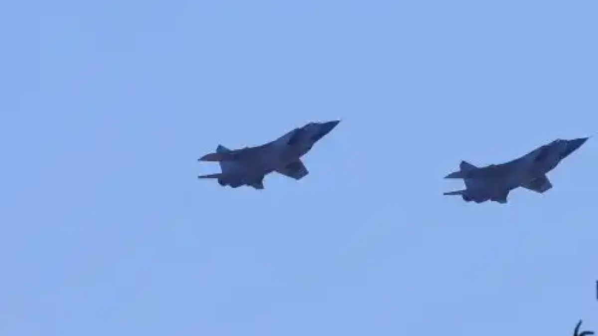 Руски МиГ-31 с хиперзвукови балистични ракети са прелетели над Баренцово море