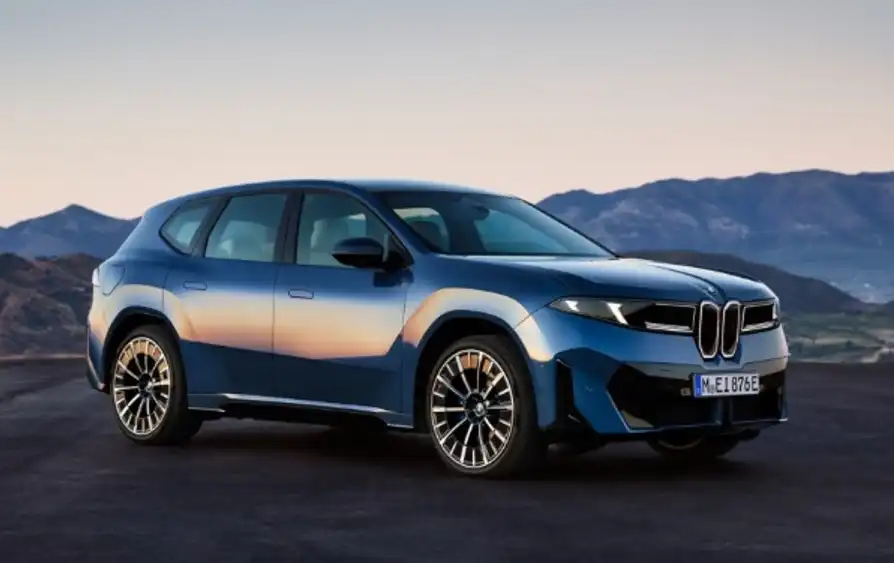 Новото лого на BMW дебютира на iX3 почти незабелязано Снимки