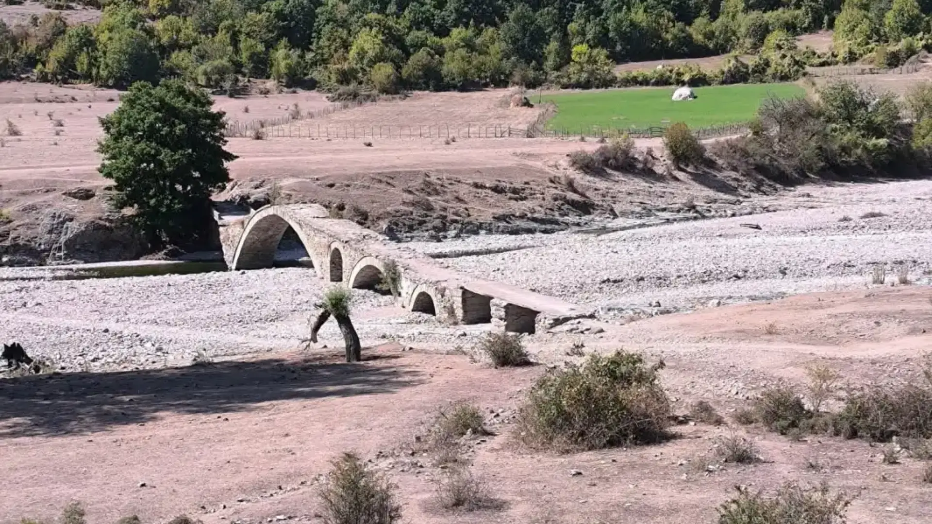 Трагедия! Ето така изглежда "бивша" българска река Снимки