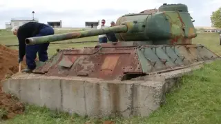 Бетонните стражи на Сакар, готови да посрещнат врага с огън, а сега място за нов живот Снимки