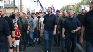 Раздават по 50 евро за участие на митинги в подкрепа на Вучич