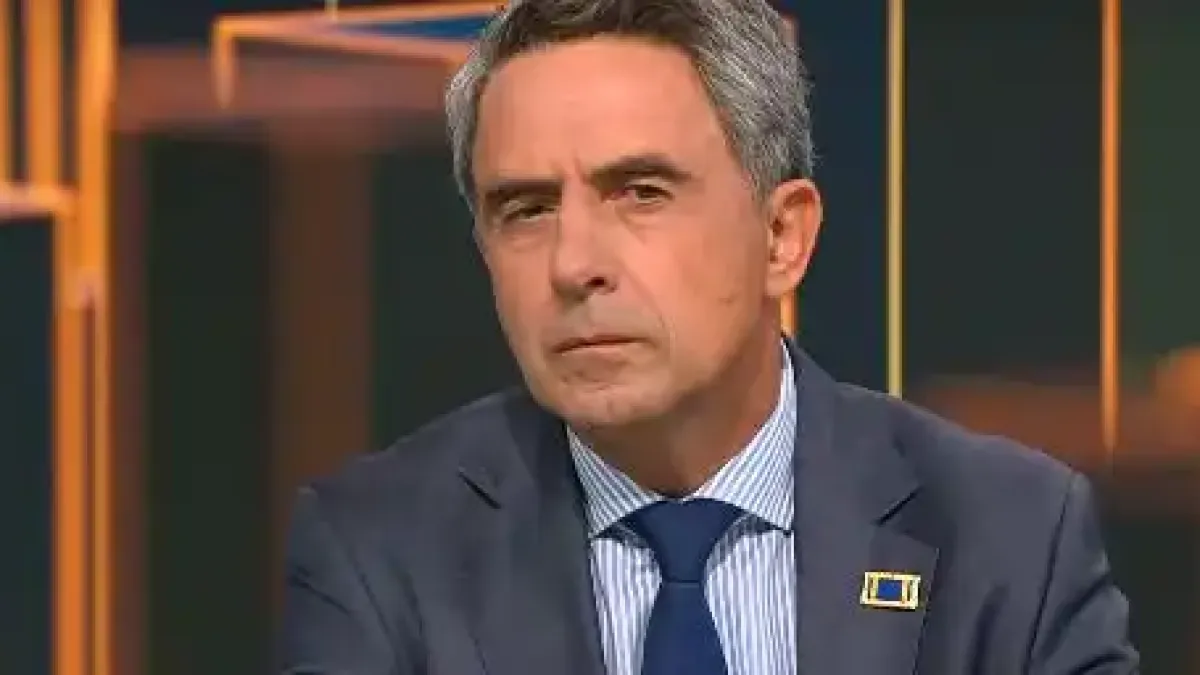 Плевнелиев размаза Радев с тези думи