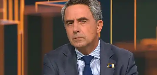 Плевнелиев размаза Радев с тези думи